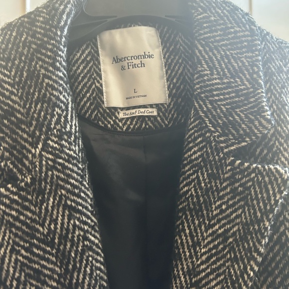 Women's Black & White Herringbone C - Picture 5 of 6